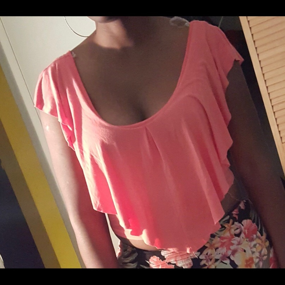 Cute coral crop top